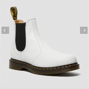 Dr Martens Chelsea Boot -2976